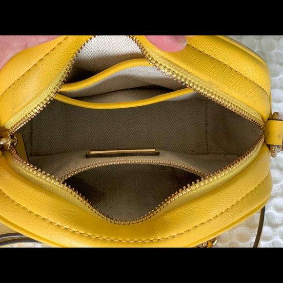 TB Kira chevron camera bag - Picture 7 of 9